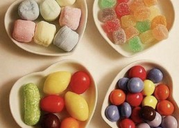 司晓迪自曝与多位顶流艺人关系，工作室集体辟谣引发舆论风暴