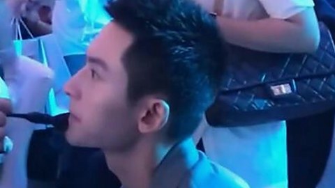 韩裔混血女神Yunadoll走红背后：娱乐圈的另一面揭秘